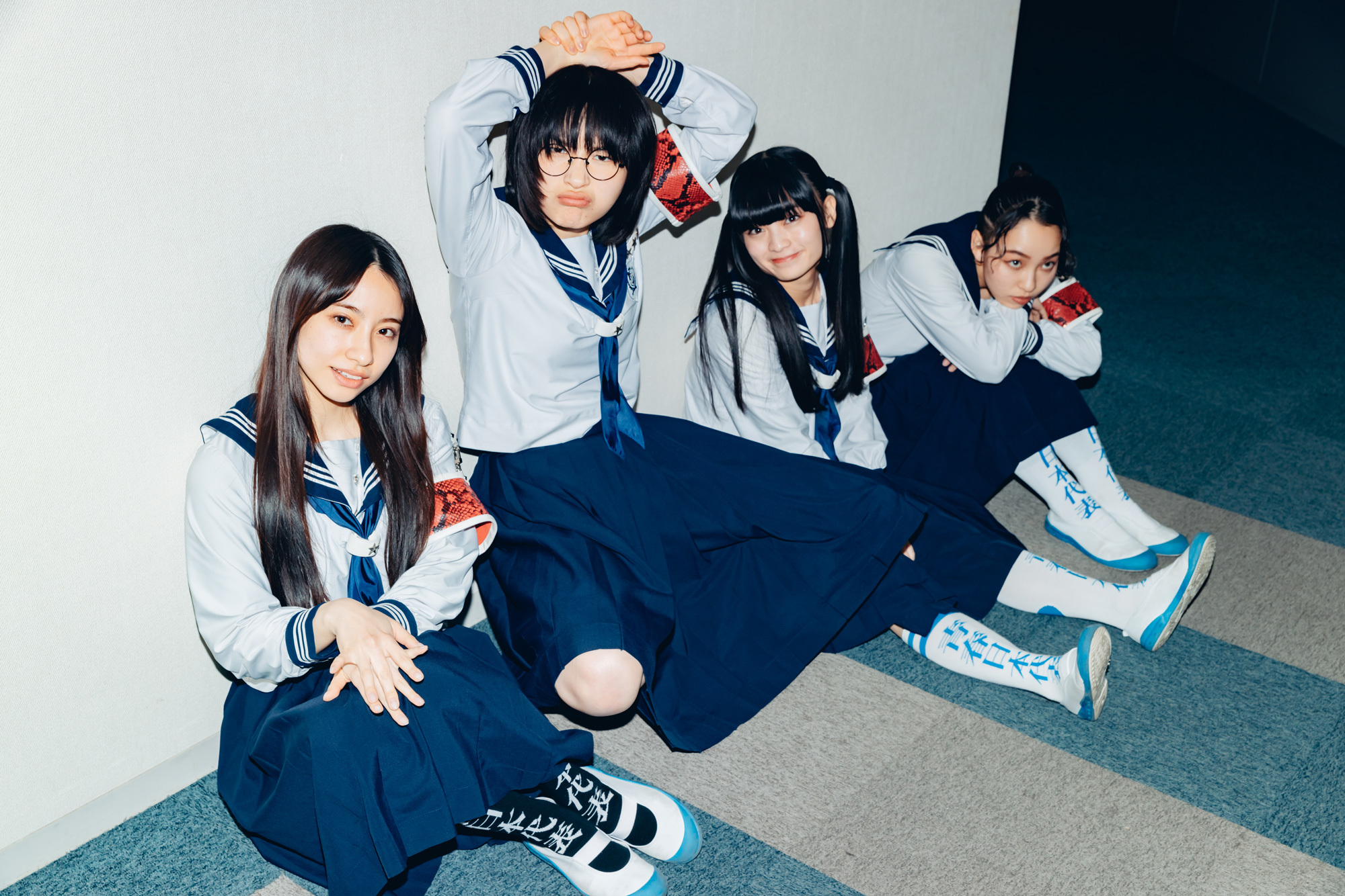 新しい学校のリーダーズ「オトナブルー」がヤバい？二極化される評価・まとめ！